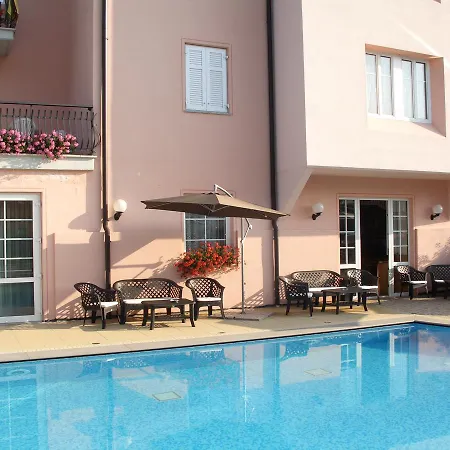 Hotel Bellaria Levico Terme